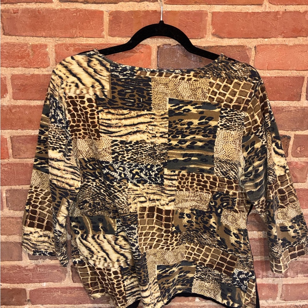 Laura Ashley Black and Tan Patterned Blouse - Picture 5 of 7